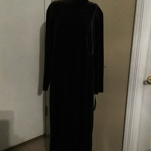 K. C. Spencer New York Dresses K C Spencer Nwt Womens Maxi Velvet